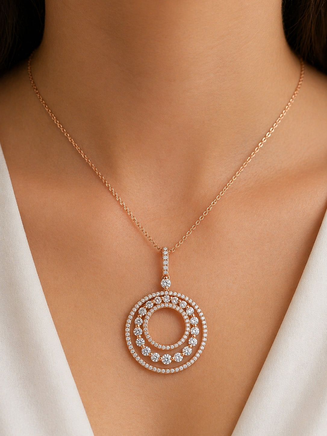 18K Rose Gold Diamond Three-Circle Necklace PEN16140
