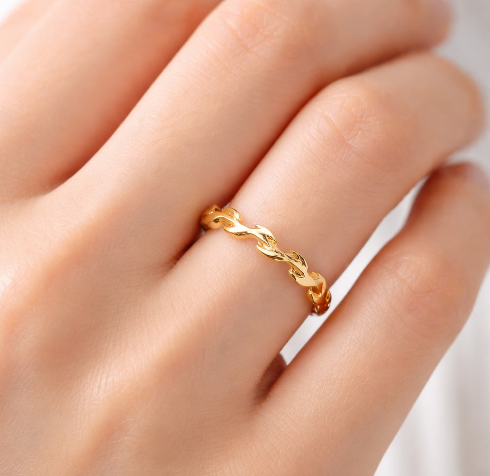 14K Yellow Gold Vine-Inspired Wedding Band, SO1459