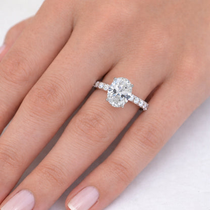 Four Prong Oval and Round Cut Diamond Ring, ER1517