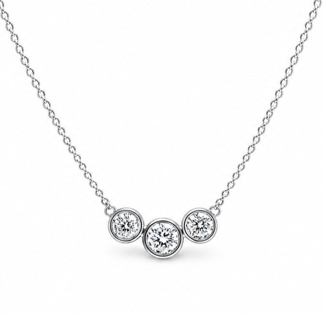 Three-Stone Round Diamond Necklace 0.65ct- N10084
